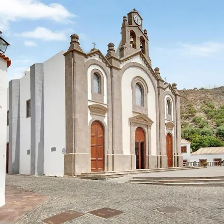 1 Santa Lucia