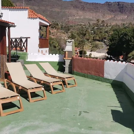 1 * Santa Lucia